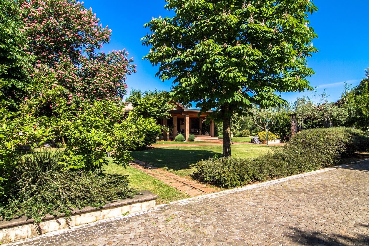 B&B Villa Sbaraglia Alatri Eksteriør billede